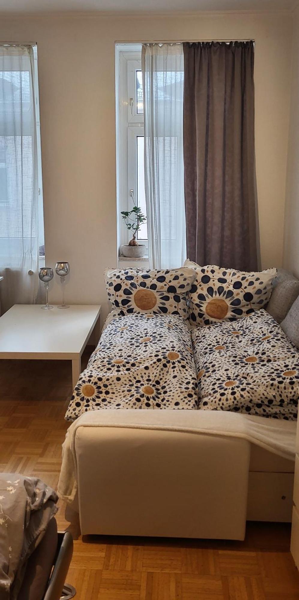 Von Privat, Grosses Zimmer Sehr Zentral In Bad Homburg Stadtmitte Bad Homburg vor der Höhe Kültér fotó